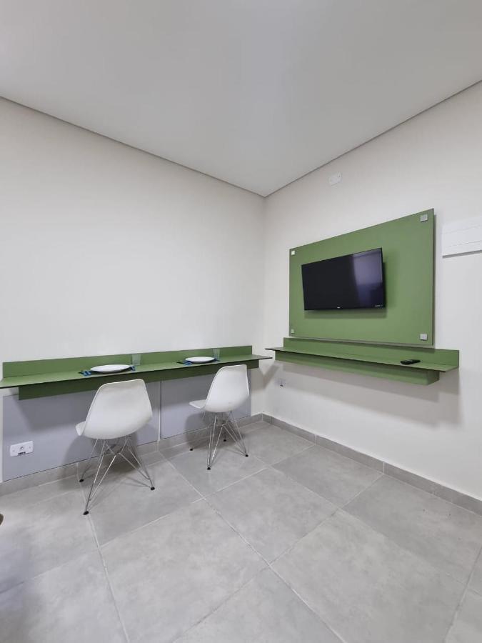 Apartamento Studio Ana Ribeiro *